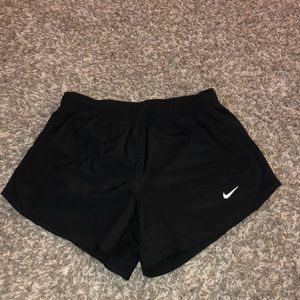 Youth Medium Girls Nike Shorts